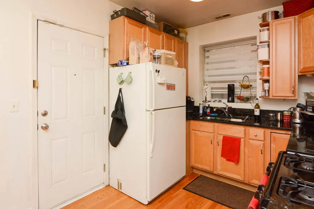 6305 N Claremont Ave, , 60659, USA 60659-unit#2-Chicago-IL