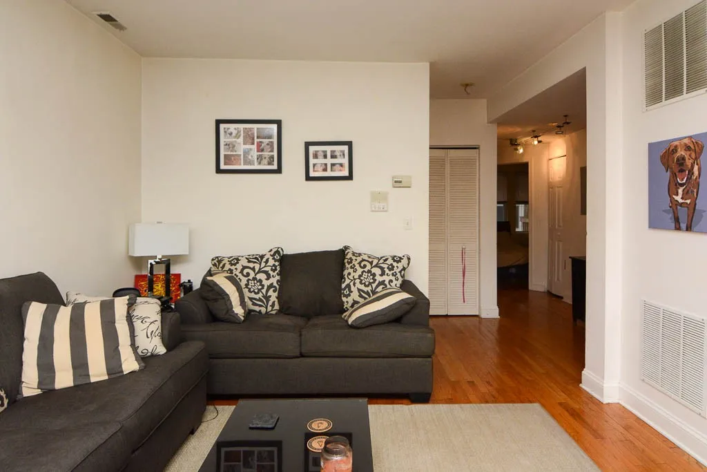 6305 N Claremont Ave, , 60659, USA 60659-unit#2-Chicago-IL