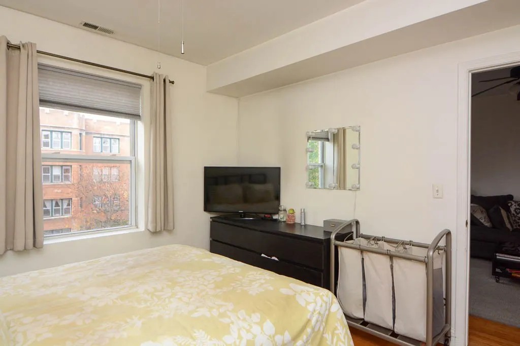 6305 N Claremont Ave, , 60659, USA 60659-unit#2-Chicago-IL