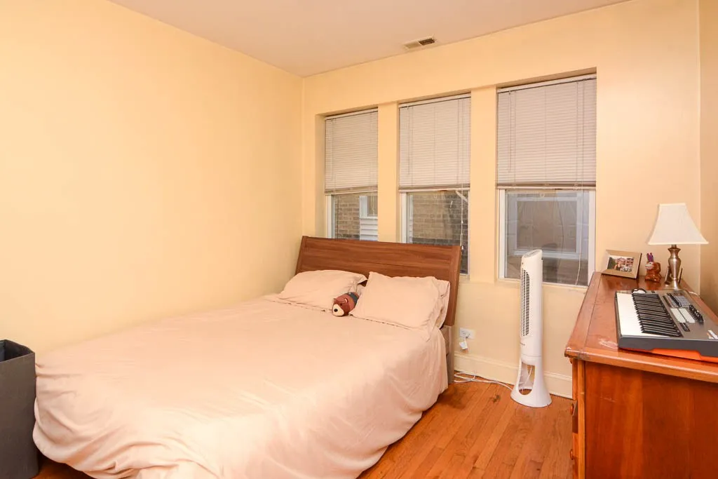 6305 N Claremont Ave, , 60659, USA 60659-unit#2-Chicago-IL