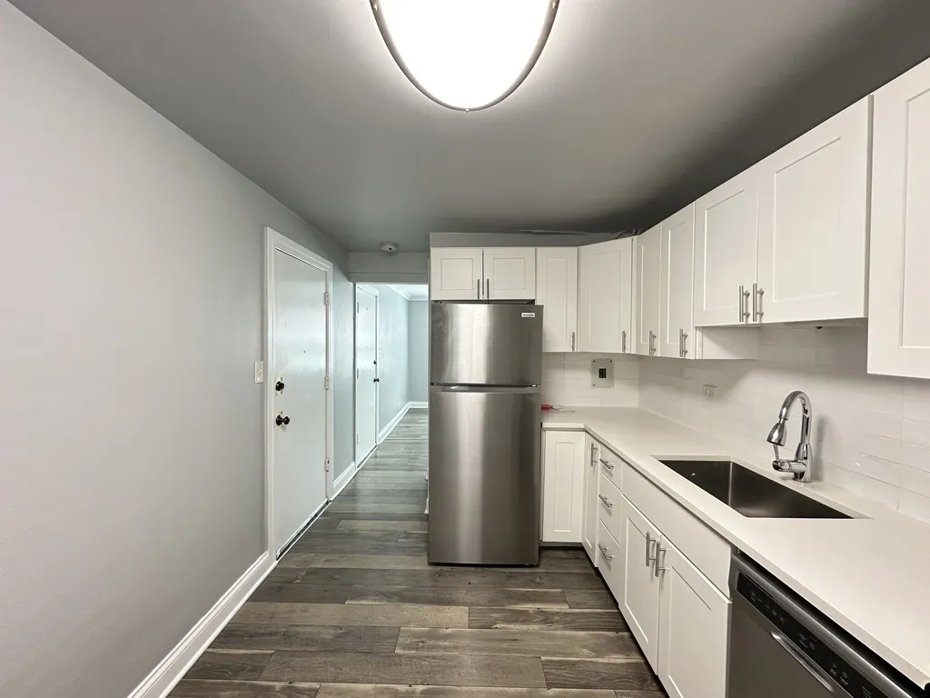 6711 N California Ave, , 60645, USA 60645-unit#GW-Chicago-IL