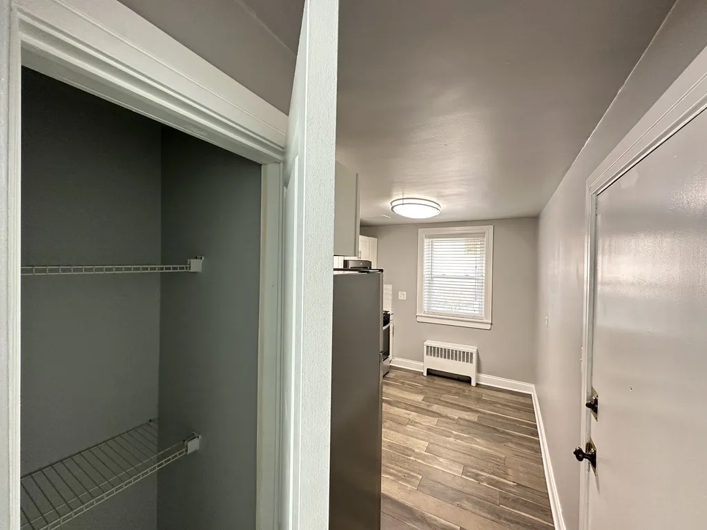 6711 N California Ave, , 60645, USA 60645-unit#GW-Chicago-IL