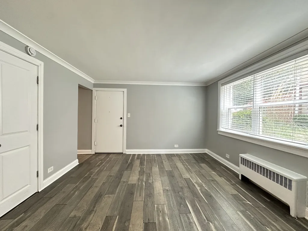 6711 N California Ave, , 60645, USA 60645-unit#GW-Chicago-IL