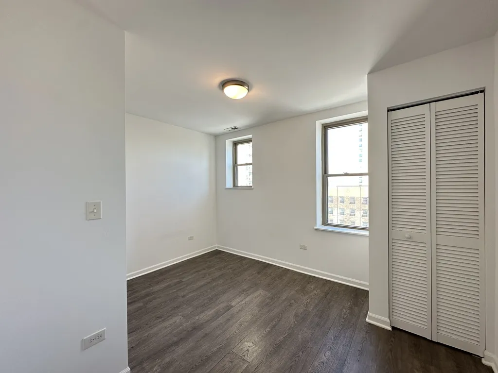 940 W Winona St, ,  60640, USA 60640-unit#810-Chicago-IL