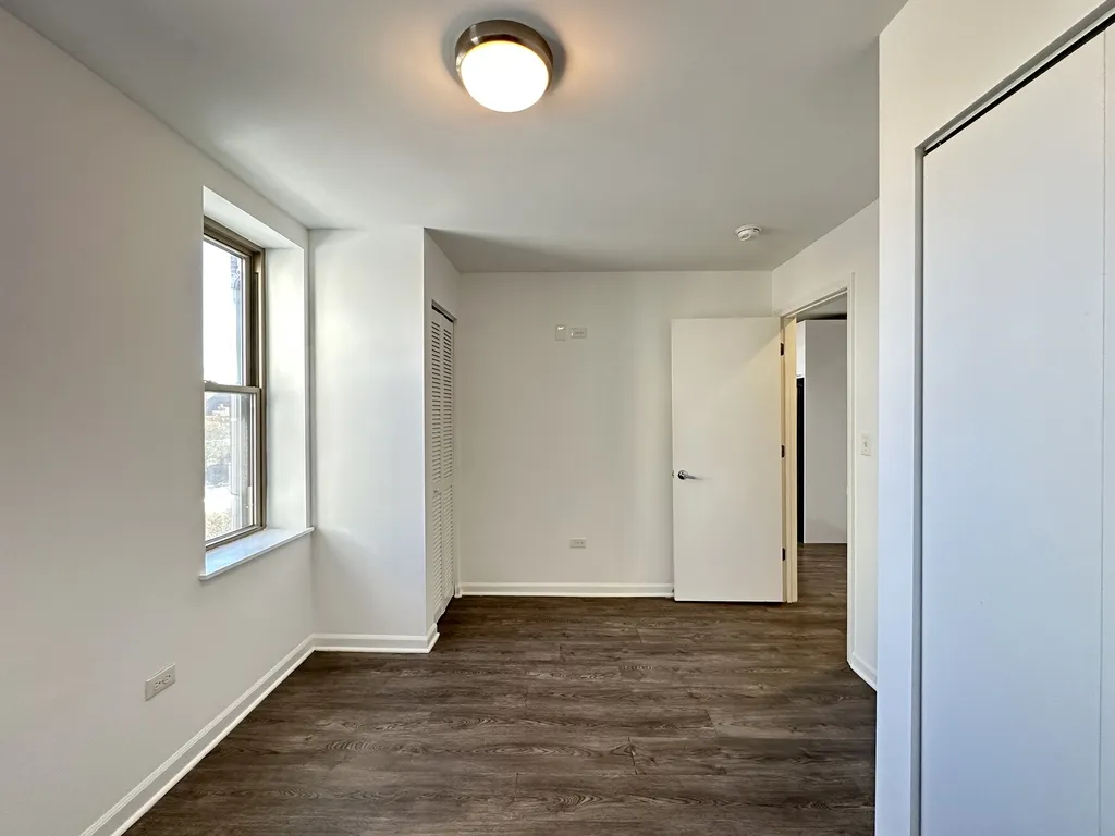 940 W Winona St, ,  60640, USA 60640-unit#810-Chicago-IL