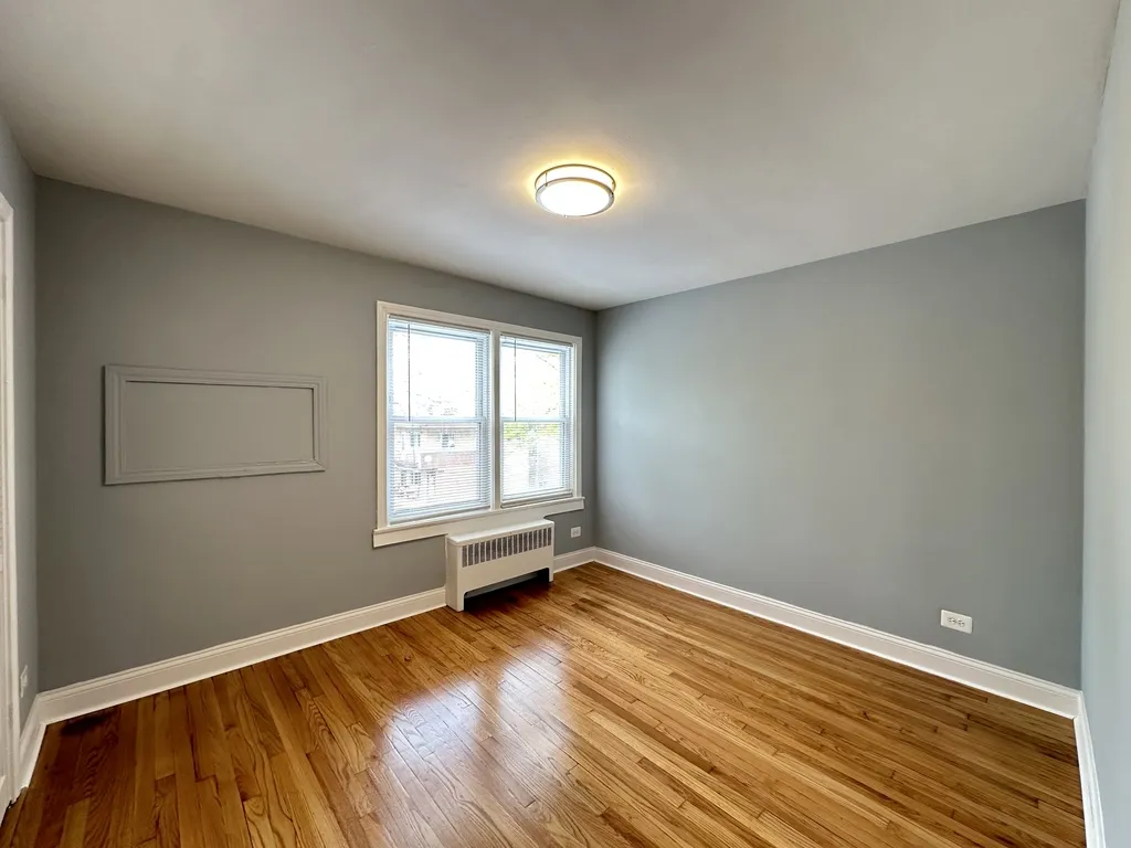 6731 N California Ave, , 60645, USA 60645-unit#2S-Chicago-IL