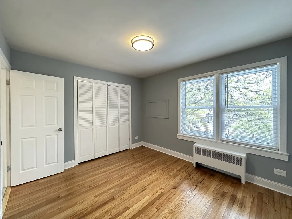 6731 N California Ave, , 60645, USA 60645-unit#2S-Chicago-IL