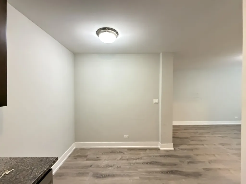 530 W Surf St, , 60657, USA 60657-unit#206-Chicago-IL