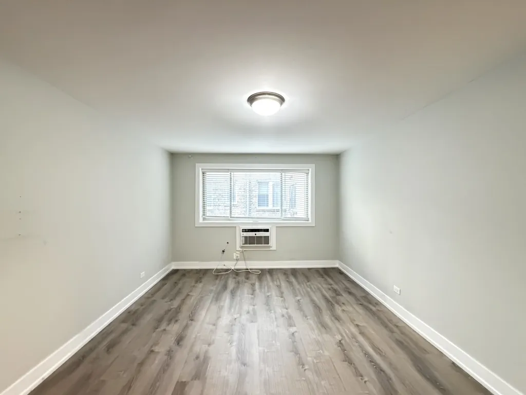 530 W Surf St, , 60657, USA 60657-unit#206-Chicago-IL