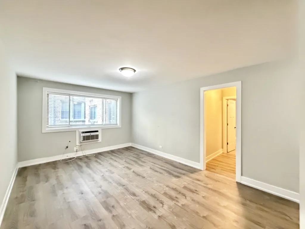 530 W Surf St, , 60657, USA 60657-unit#206-Chicago-IL