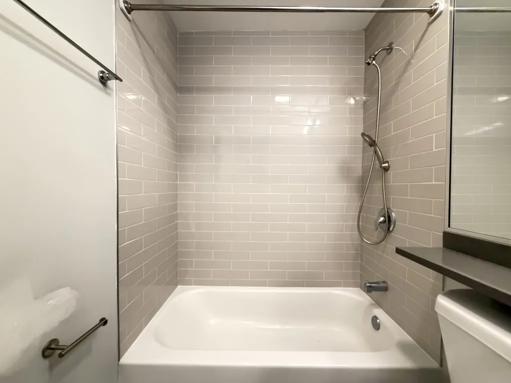 530 W Surf St, , 60657, USA 60657-unit#206-Chicago-IL