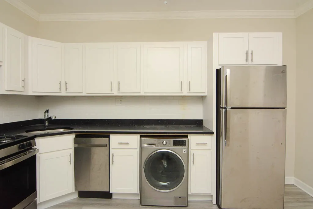 726 W Roscoe St, , 60657, USA 60657-unit#1N-Chicago-IL