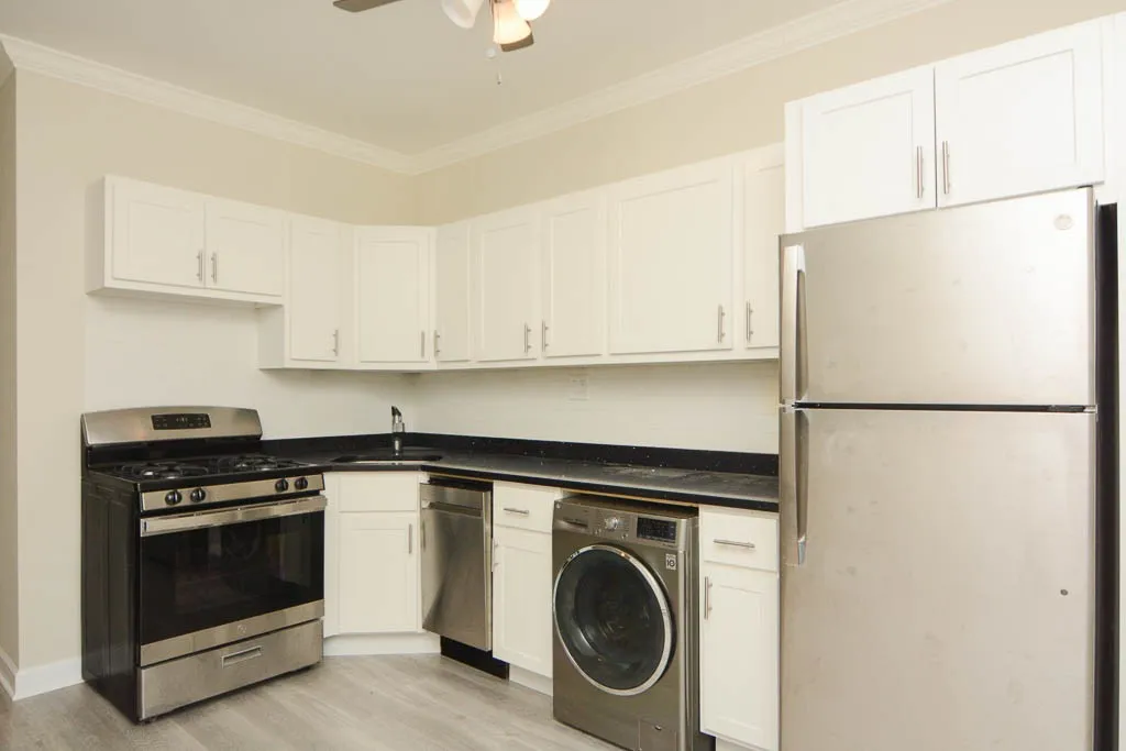 726 W Roscoe St, , 60657, USA 60657-unit#1N-Chicago-IL