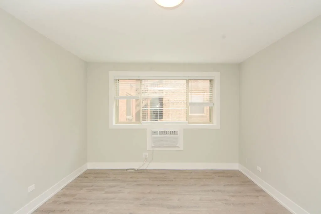 530 W Surf St, , 60657, USA 60657-unit#320-Chicago-IL
