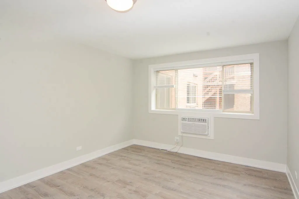 530 W Surf St, , 60657, USA 60657-unit#320-Chicago-IL