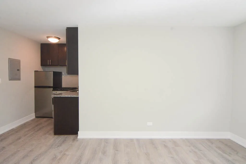 530 W Surf St, , 60657, USA 60657-unit#320-Chicago-IL