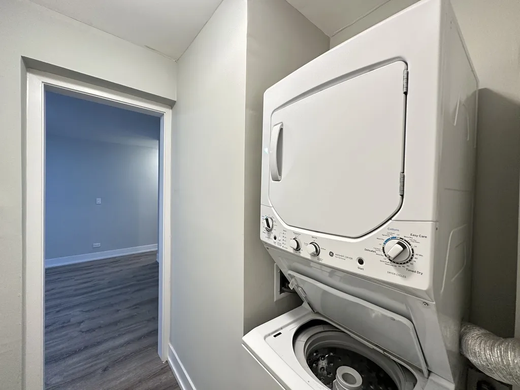 530 W Surf St, , 60657, USA 60657-unit#310-Chicago-IL