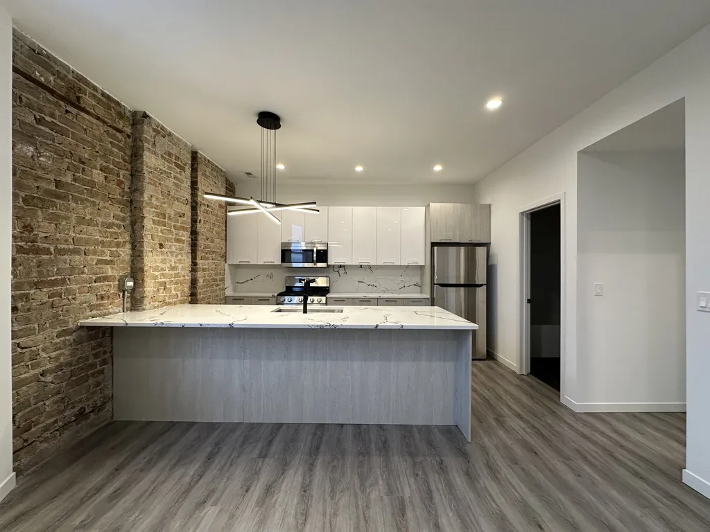 2743 W Division St, , 60622, USA 60622-unit#4F-Chicago-IL