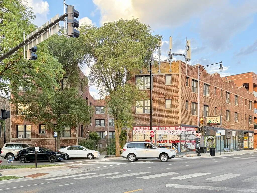 3125 N Hamlin Ave, , 60618, USA 60618-unit#2B-Chicago-IL