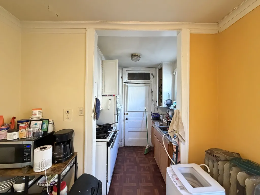 3125 N Hamlin Ave, ,  60618, USA 60618-unit#2B-Chicago-IL