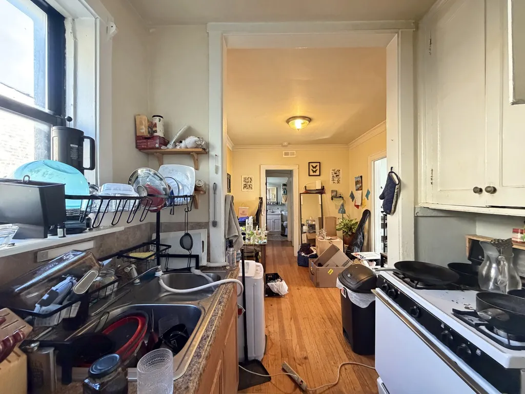 3125 N Hamlin Ave, ,  60618, USA 60618-unit#2B-Chicago-IL