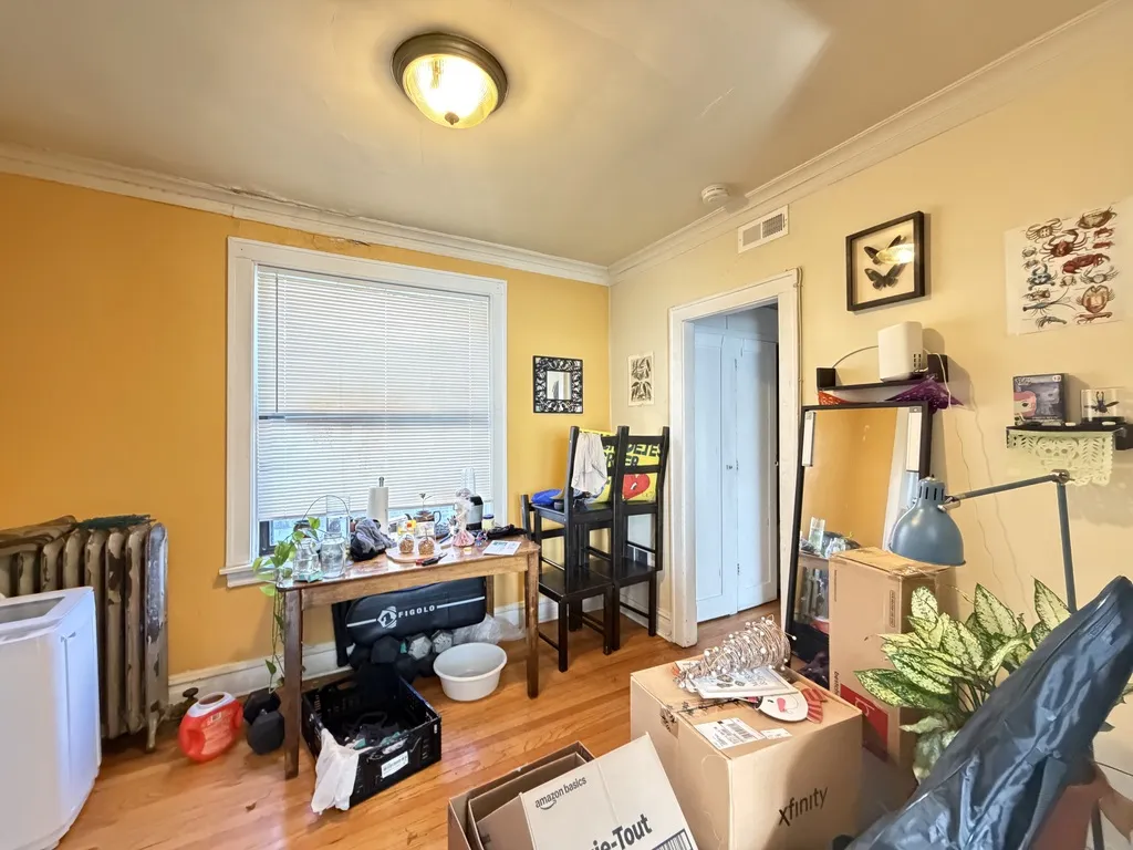 3125 N Hamlin Ave, ,  60618, USA 60618-unit#2B-Chicago-IL