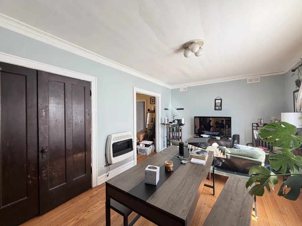 3125 N Hamlin Ave, ,  60618, USA 60618-unit#2B-Chicago-IL