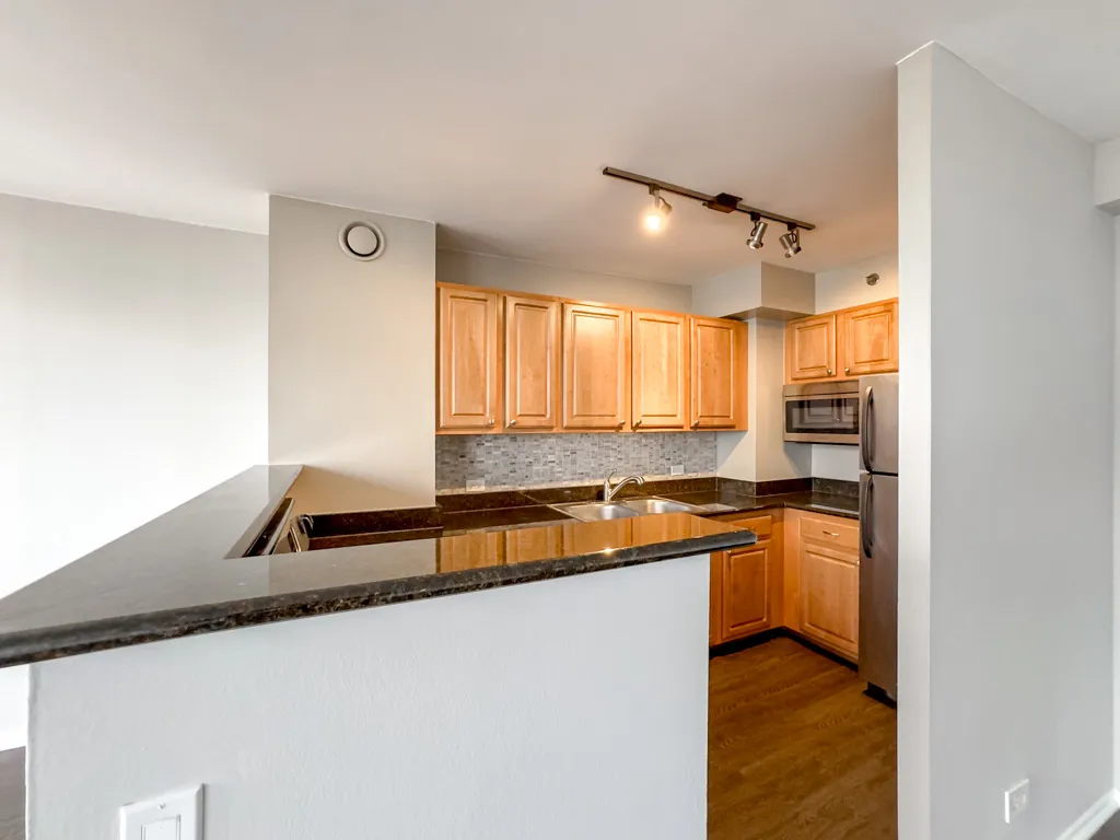 4334 N Hazel St, , 60613, USA 60613-unit#1603-Chicago-IL