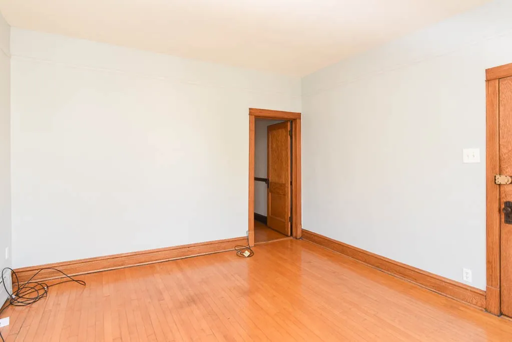 5141 W Roscoe St, ,  60641, USA 60641-unit#2F-Chicago-IL