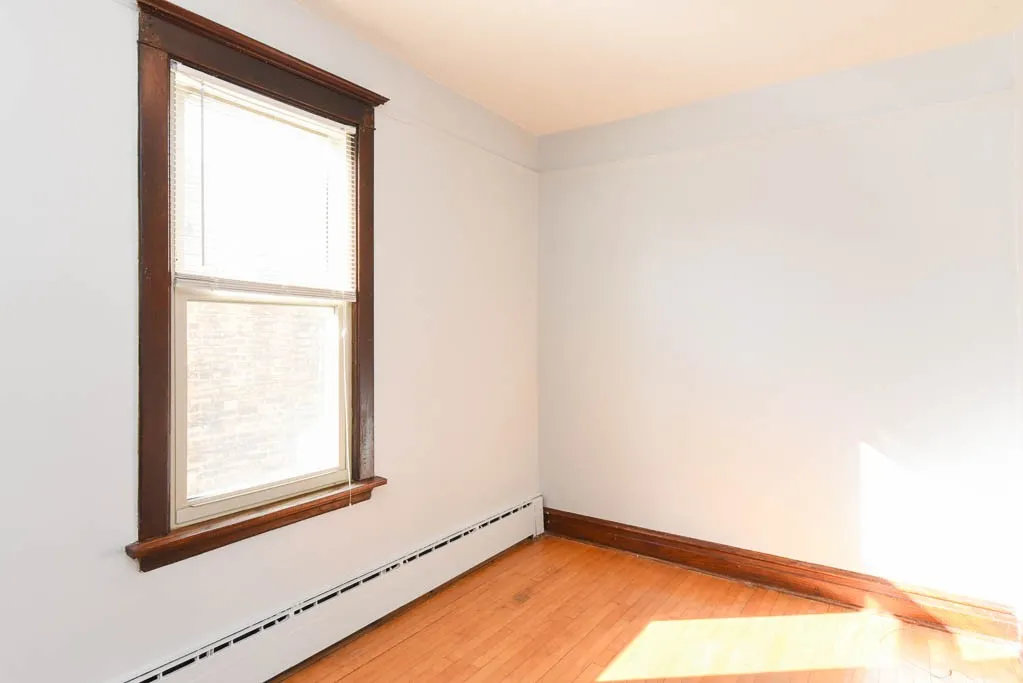 5141 W Roscoe St, ,  60641, USA 60641-unit#2F-Chicago-IL