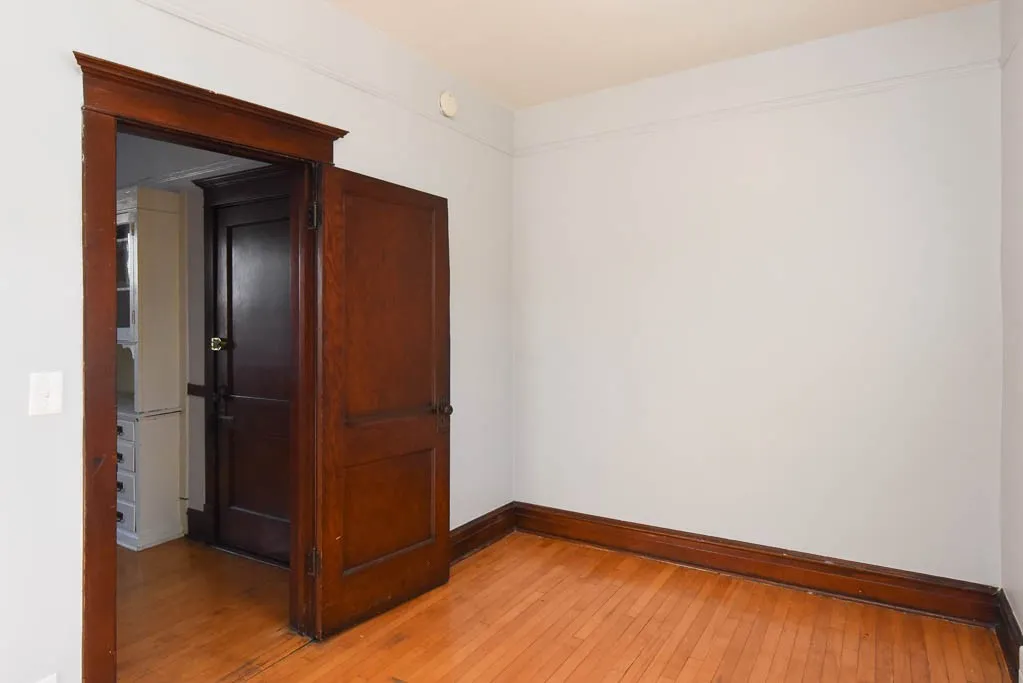 5141 W Roscoe St, ,  60641, USA 60641-unit#2F-Chicago-IL