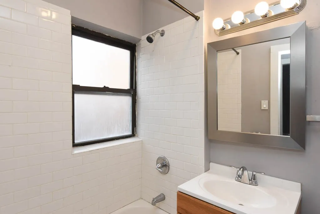 3600 W Sunnyside Ave, , 60625, USA 60625-unit#3-Chicago-IL