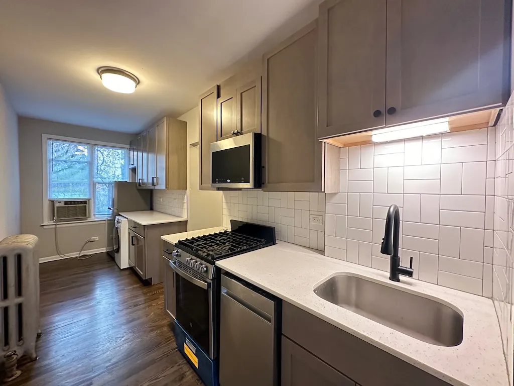 914 W Dakin St, ,  60613, USA 60613-unit#111-Chicago-IL