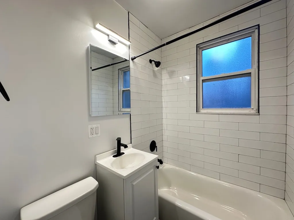 914 W Dakin St, ,  60613, USA 60613-unit#111-Chicago-IL