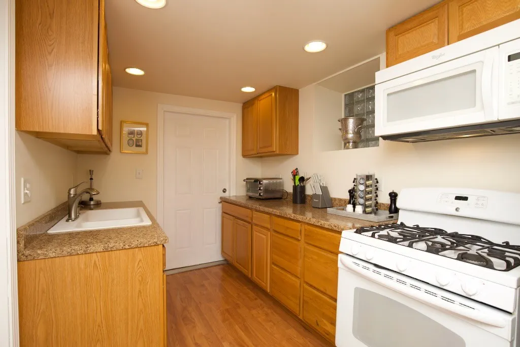 931 W Newport Ave, ,  60657, USA 60657-unit#G-Chicago-IL