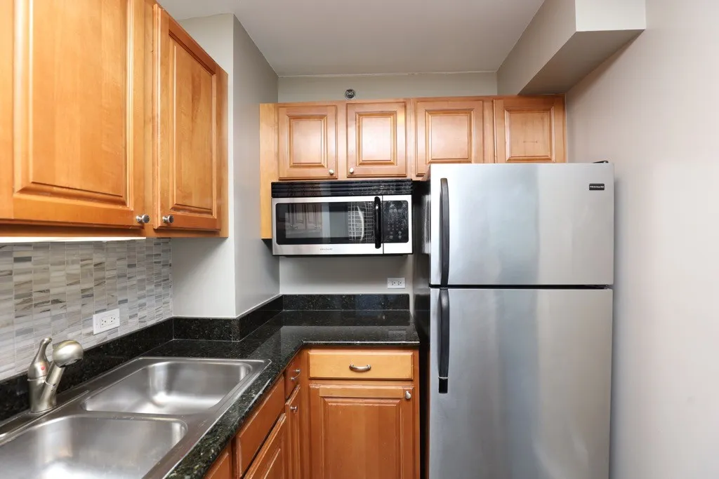 4334 N Hazel St, ,  60613, USA 60613-unit#913-Chicago-IL