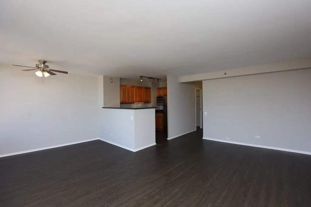 4334 N Hazel St, ,  60613, USA 60613-unit#913-Chicago-IL