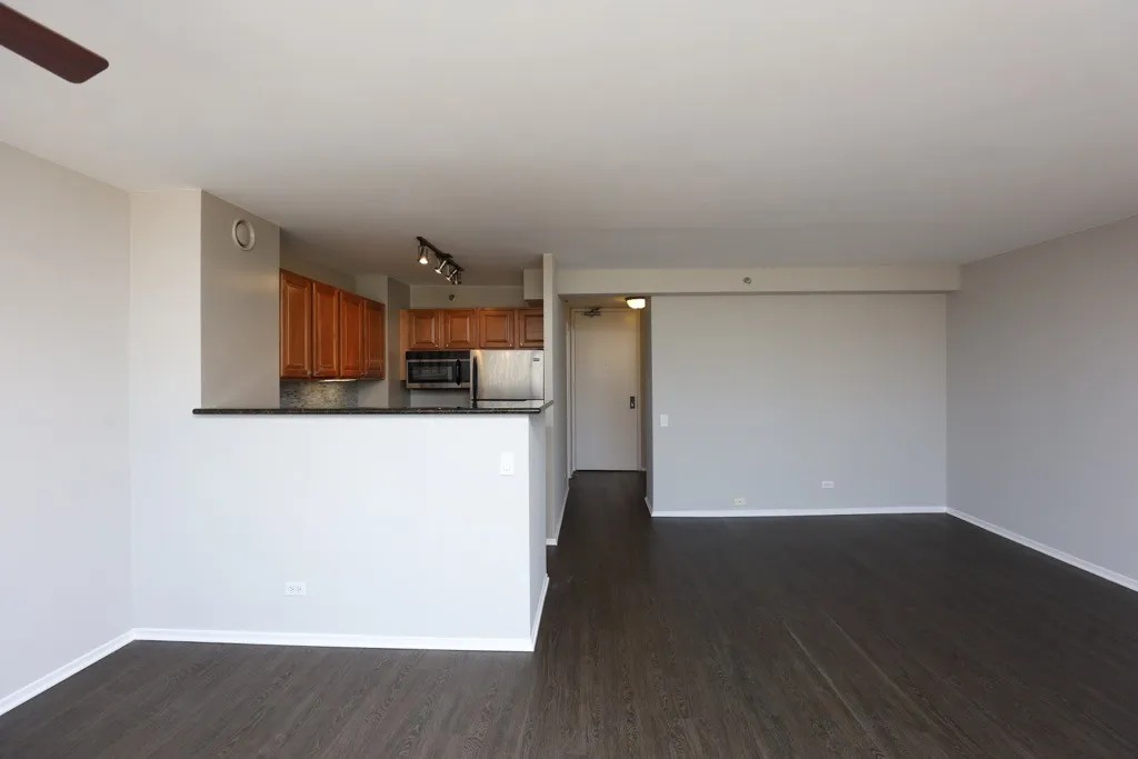 4334 N Hazel St, ,  60613, USA 60613-unit#913-Chicago-IL