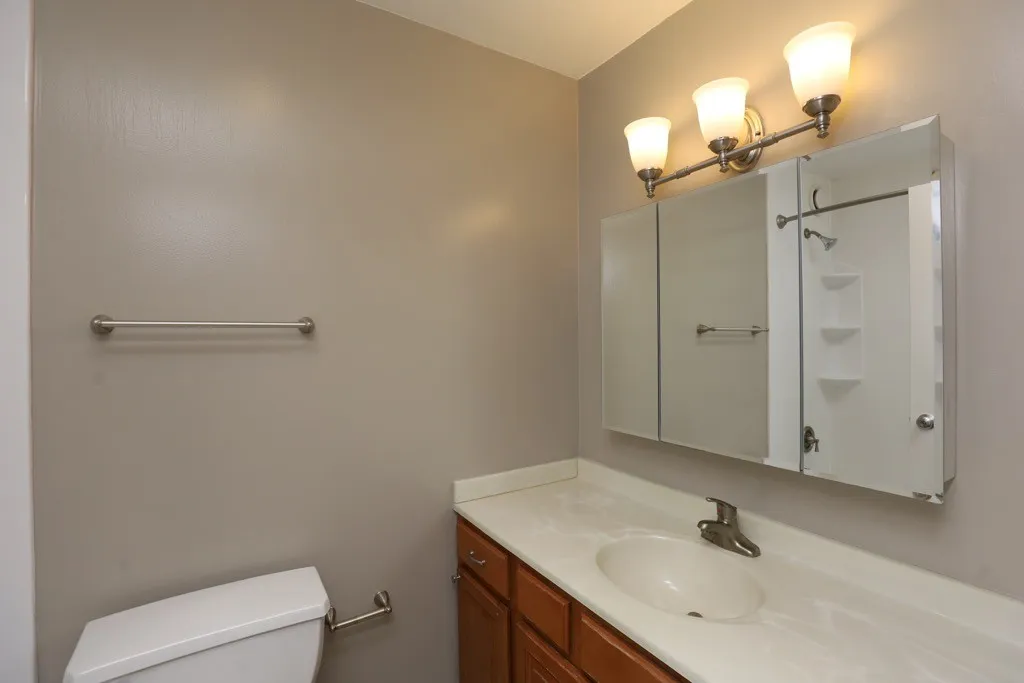 4334 N Hazel St, ,  60613, USA 60613-unit#913-Chicago-IL
