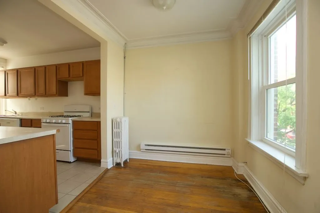 918 Green Bay Rd, ,  60093, USA 60093-unit#2L-Winnetka-IL