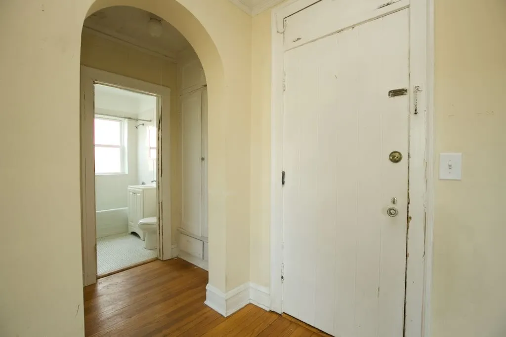 918 Green Bay Rd, ,  60093, USA 60093-unit#2L-Winnetka-IL