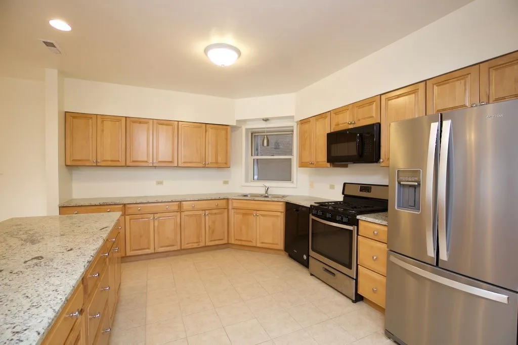 6713 N Sheridan Rd, , 60626, USA 60626-unit#2N-Chicago-IL