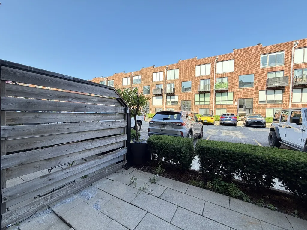954 W Grace St, , 60613, USA 60613-unit#C102-Chicago-IL