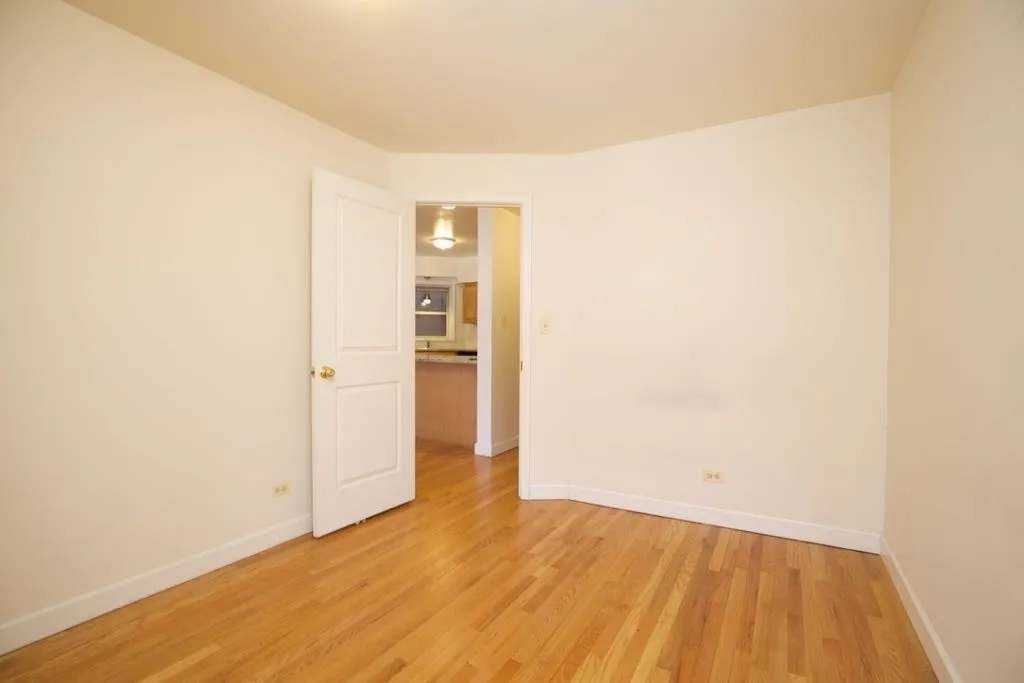 6713 N Sheridan Rd, ,  60626, USA 60626-unit#1N-Chicago-IL