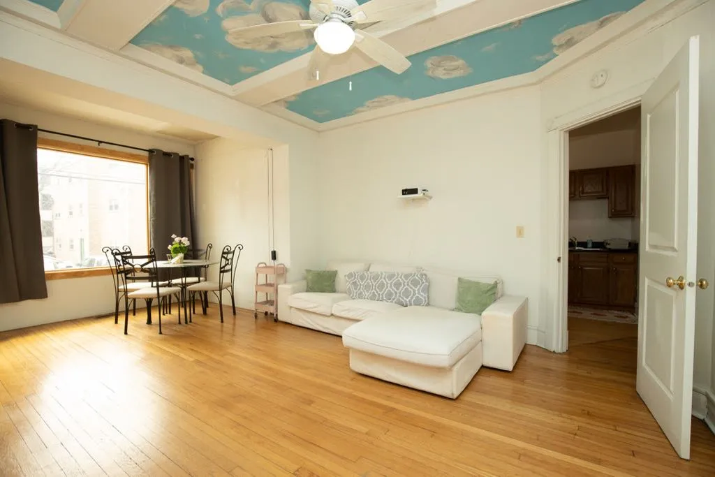 6719 N Sheridan Rd, ,  60626, USA 60626-unit#1N-Chicago-IL