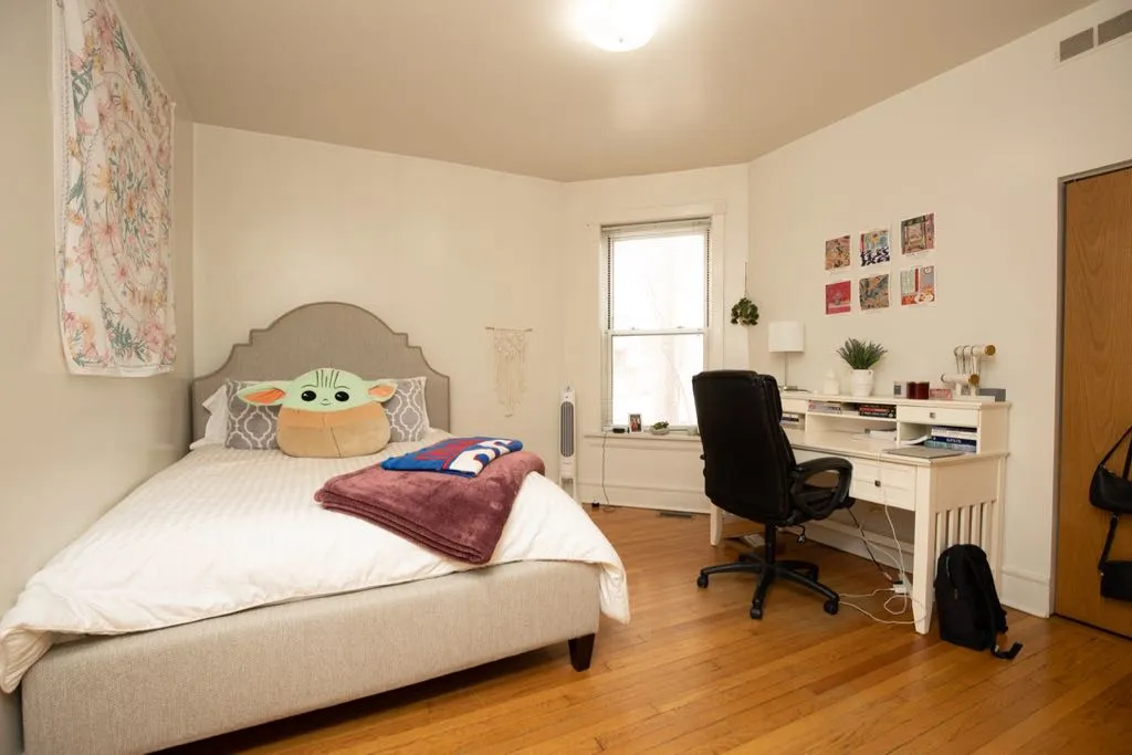 6719 N Sheridan Rd, ,  60626, USA 60626-unit#1N-Chicago-IL