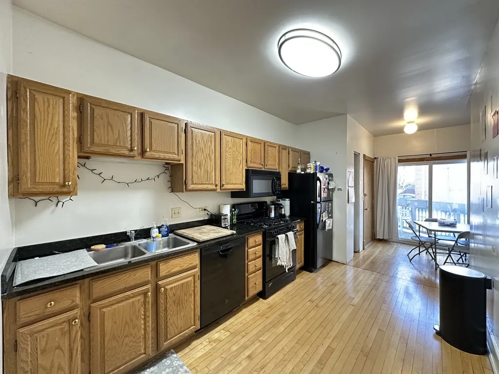 6717 N Sheridan Rd, ,  60626, USA 60626-unit#1S-Chicago-IL
