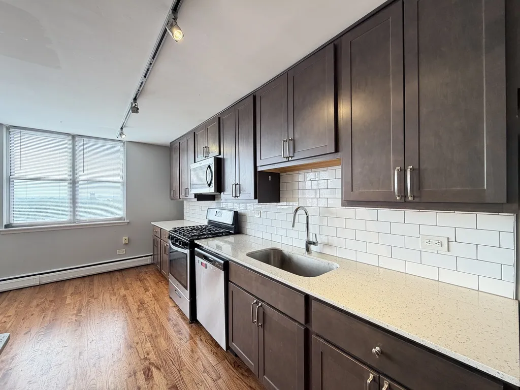 6415 N Sheridan Rd, ,  60626, USA 60626-unit#1001-Chicago-IL