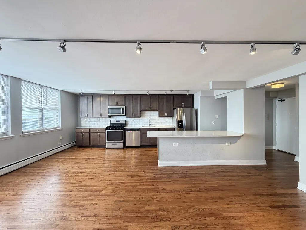 6415 N Sheridan Rd, ,  60626, USA 60626-unit#1001-Chicago-IL