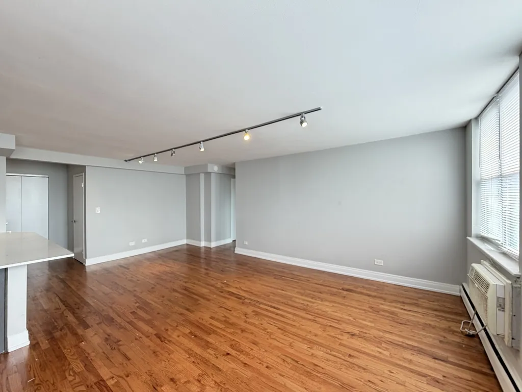 6415 N Sheridan Rd, ,  60626, USA 60626-unit#1001-Chicago-IL